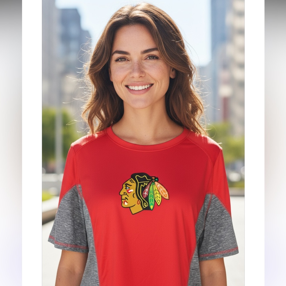 Nwot! NHL Chicago Blackhawks adorable unisex top!